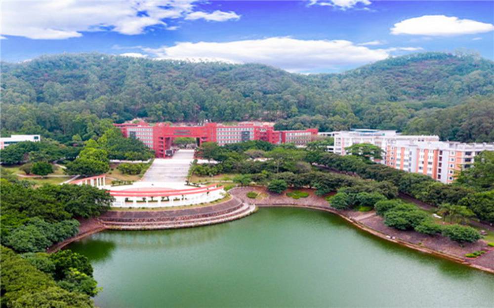 广州番禺职业技术学院获评2022年度最受高中生关注高职院校 —广东