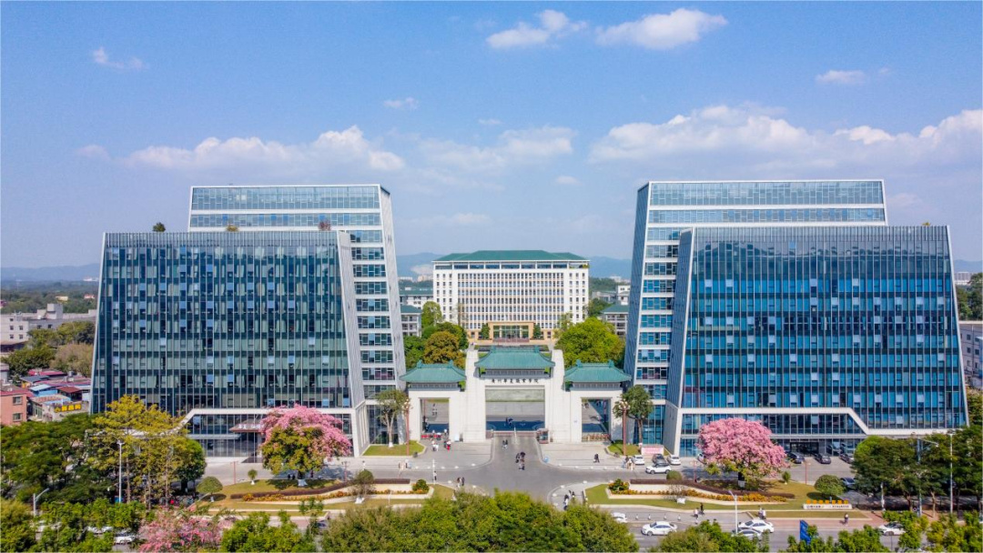 广州华夏职业学院风景图片