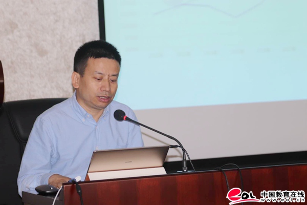 中国教育在线总编辑陈志文